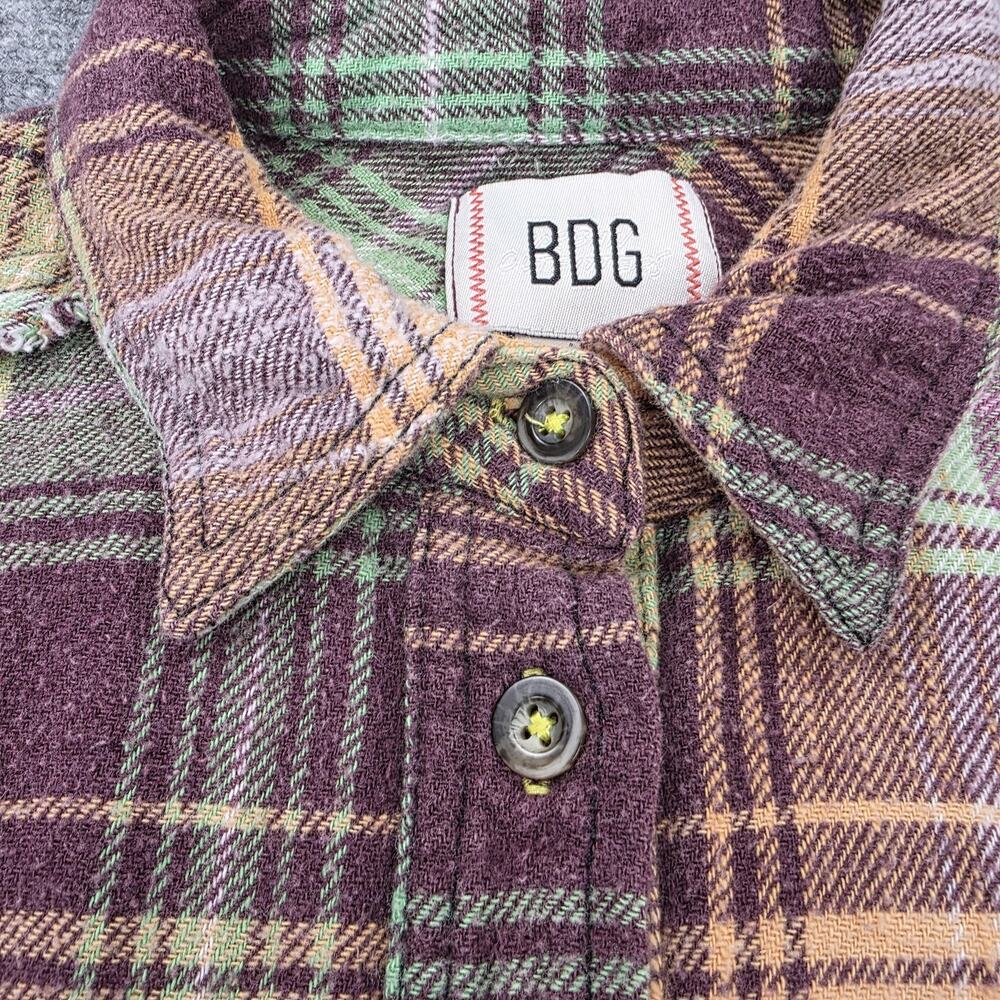 BDG Shirt Womens XS Multicolor Plaid Flannel Raw Hem Button Up Relaxed Fit Boho - Picture 12 of 16